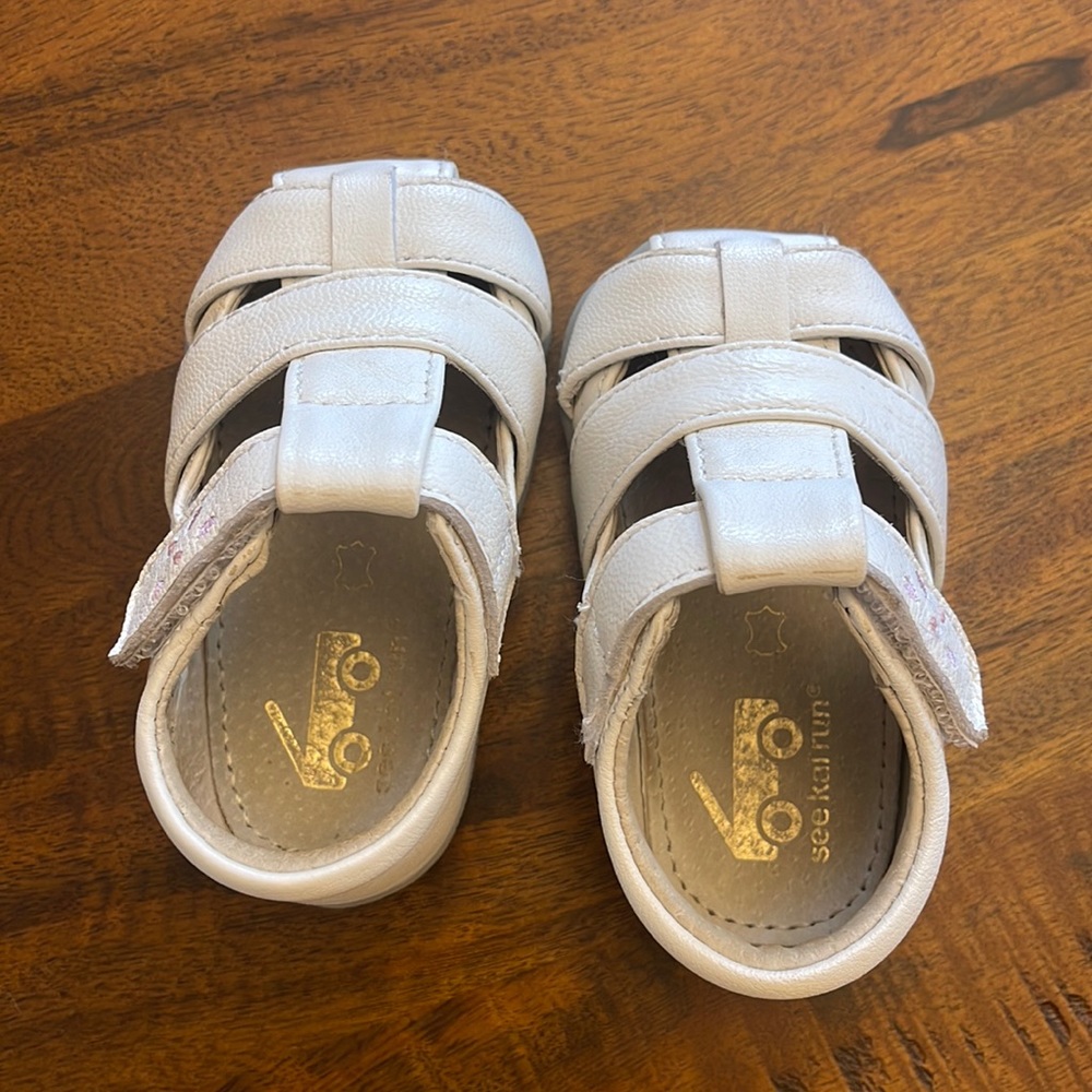 See Kai Run first Walker shoes
